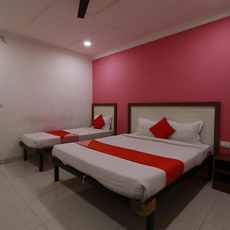 Hotel Abhimani Inn Bangalore Exteriör bild
