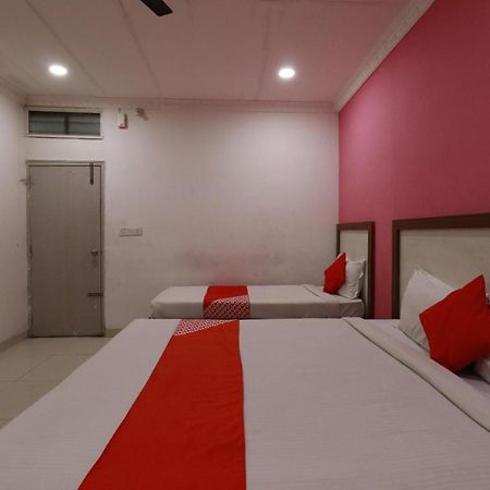 Hotel Abhimani Inn Bangalore Exteriör bild