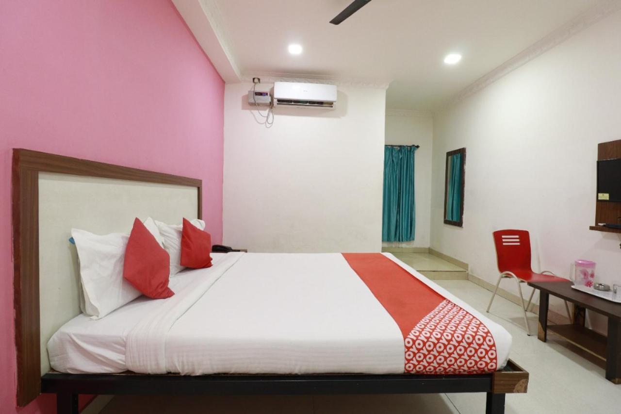 Hotel Abhimani Inn Bangalore Exteriör bild