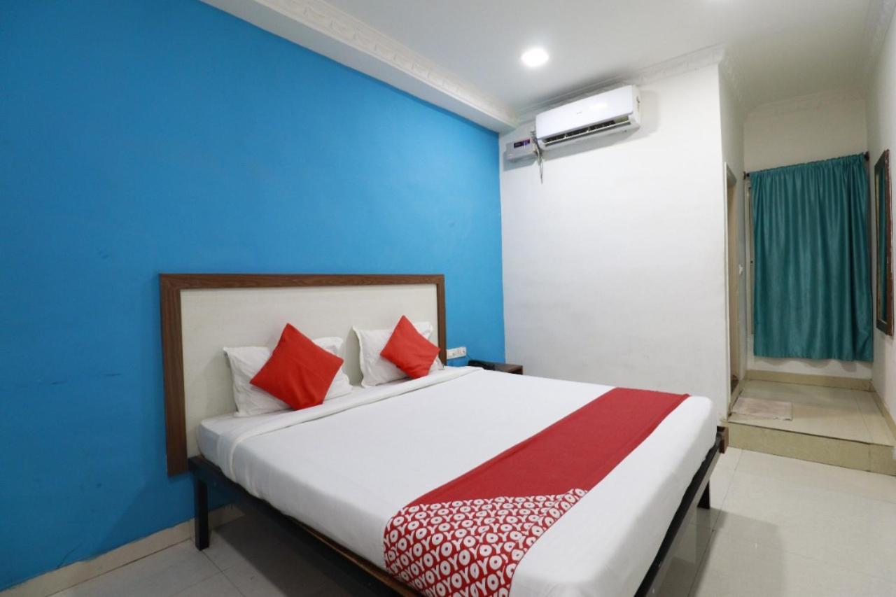 Hotel Abhimani Inn Bangalore Exteriör bild
