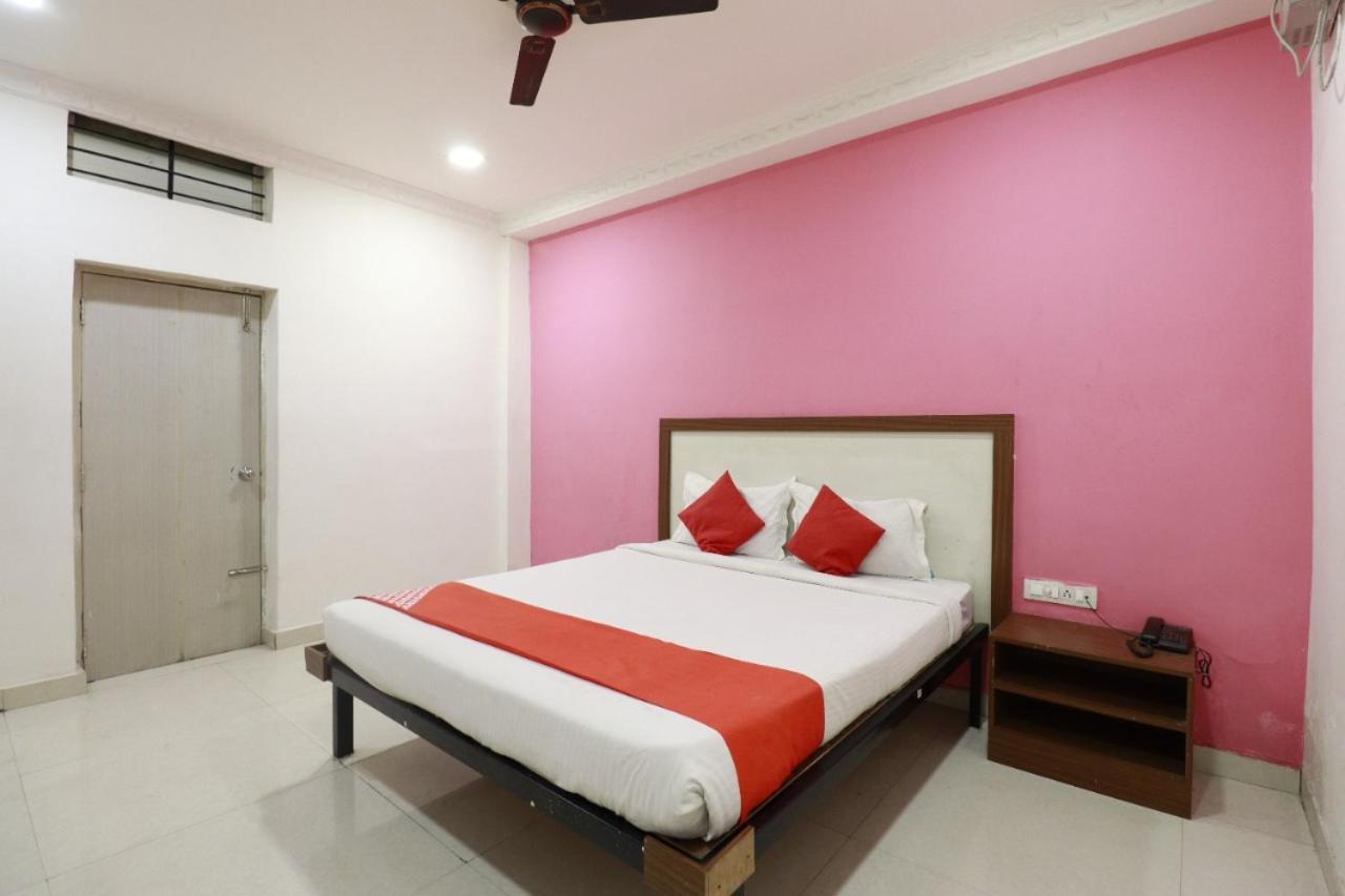 Hotel Abhimani Inn Bangalore Exteriör bild