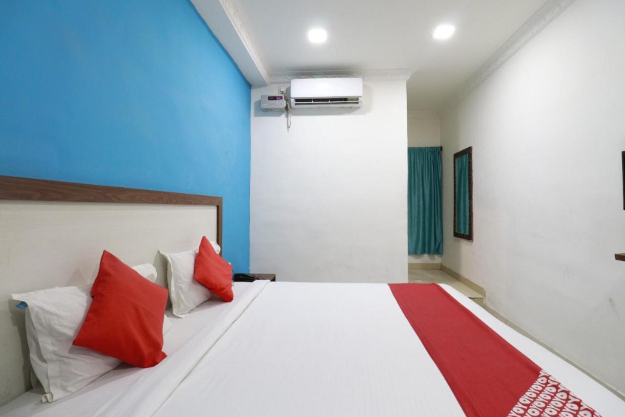Hotel Abhimani Inn Bangalore Exteriör bild