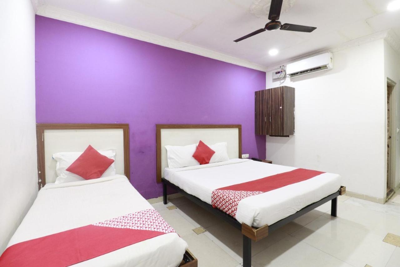 Hotel Abhimani Inn Bangalore Exteriör bild