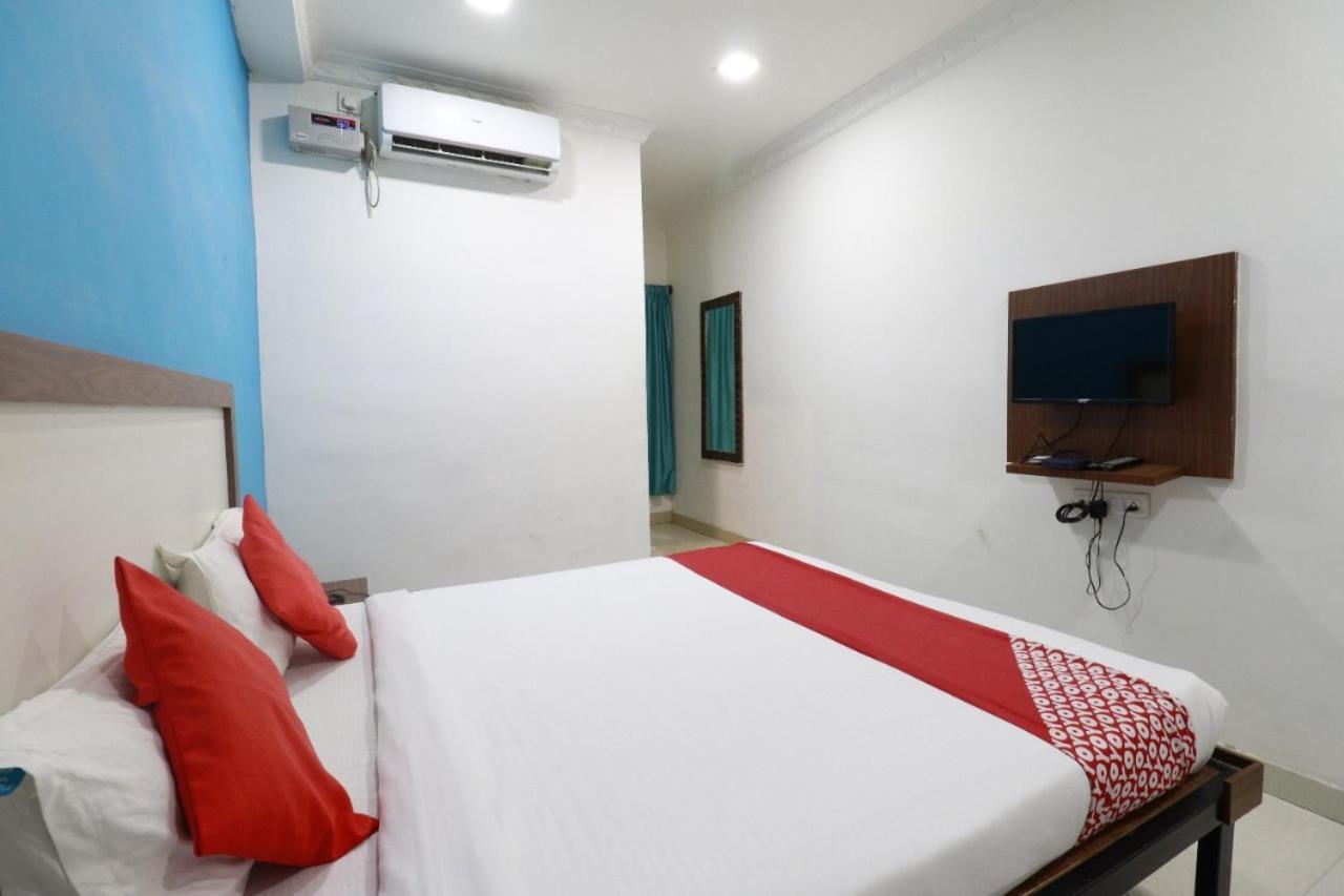 Hotel Abhimani Inn Bangalore Exteriör bild